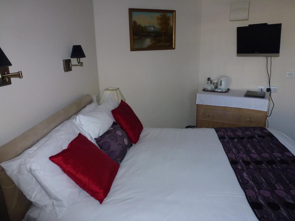 Royal Hotel (Adults Only) Истборн Екстериор снимка