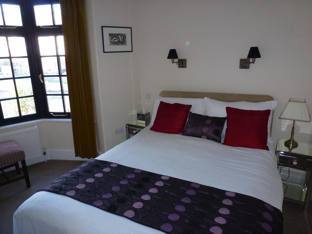 Royal Hotel (Adults Only) Истборн Екстериор снимка