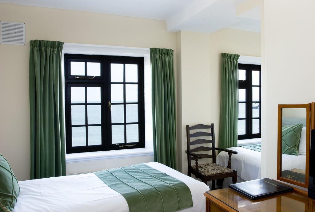 Royal Hotel (Adults Only) Истборн Екстериор снимка