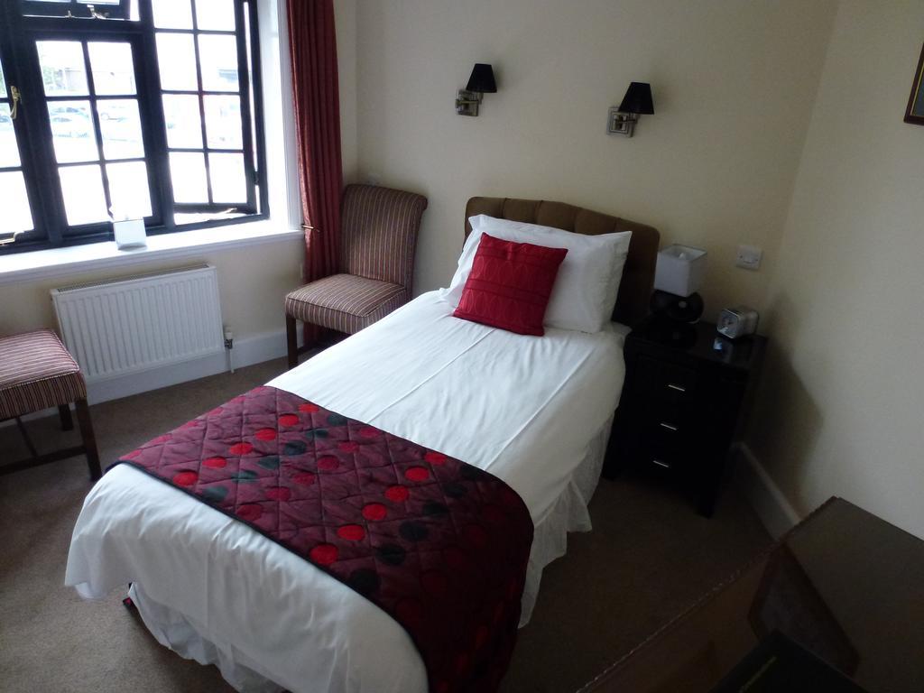 Royal Hotel (Adults Only) Истборн Екстериор снимка