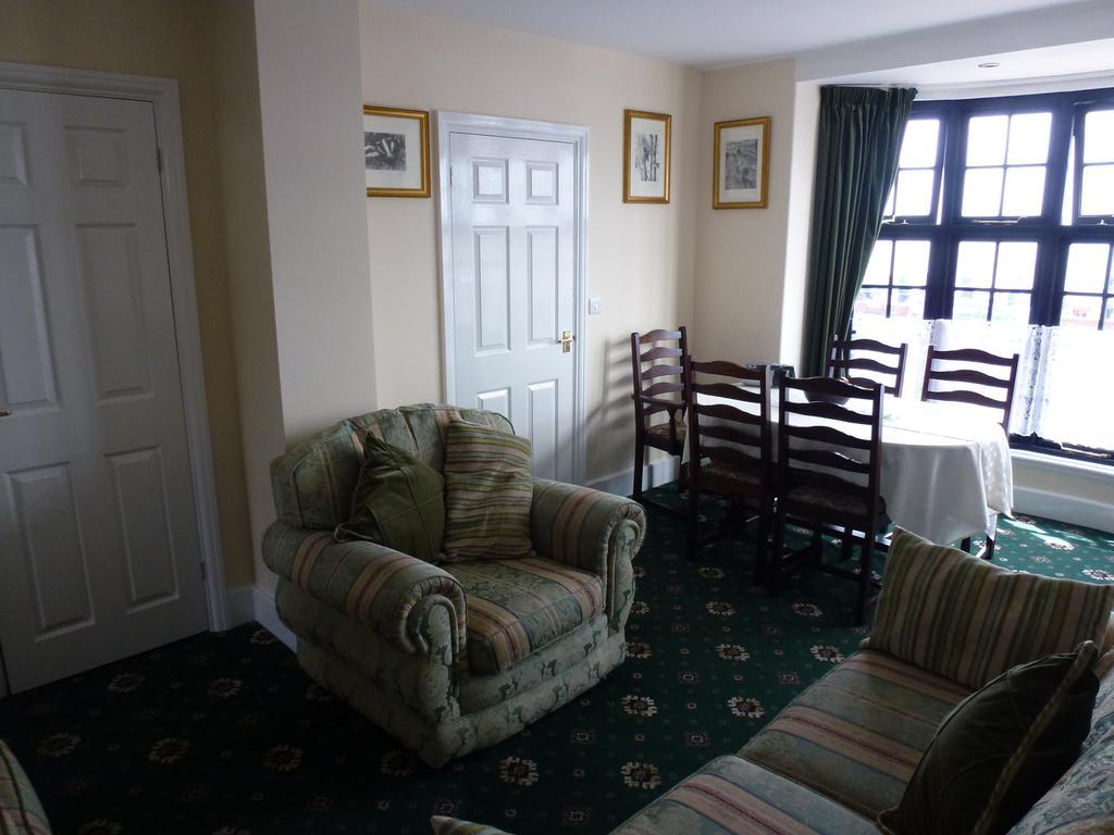 Royal Hotel (Adults Only) Истборн Екстериор снимка